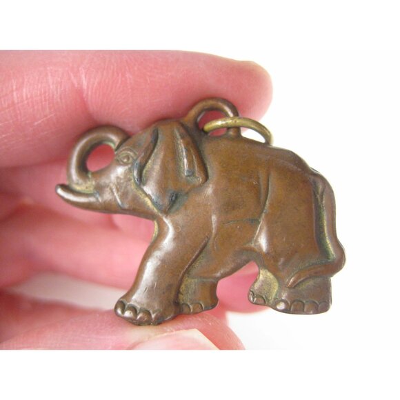 Vintage Bronze Elephant Pendant Charm Animal - Picture 3 of 4